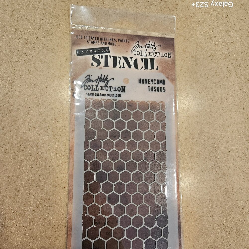 RARE TIM HOLTZ STAMPERS ANONYMOUS LAYERING HONEYCOMB STENCIL INK PAINT SCRAPBOOK - Picture 2 of 4